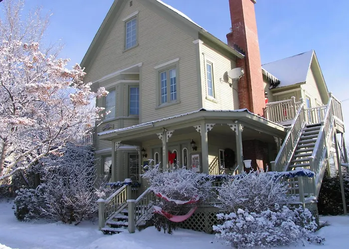 Hotel La Belle Victorienne à Magog