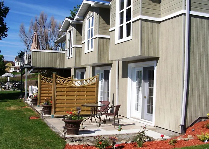 Auberge Aux Deux Pères Magog